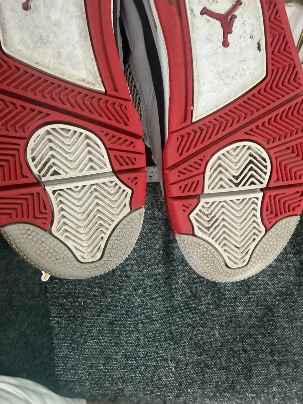 Jordan Men’s White & Red Retro Basketball Sneakers